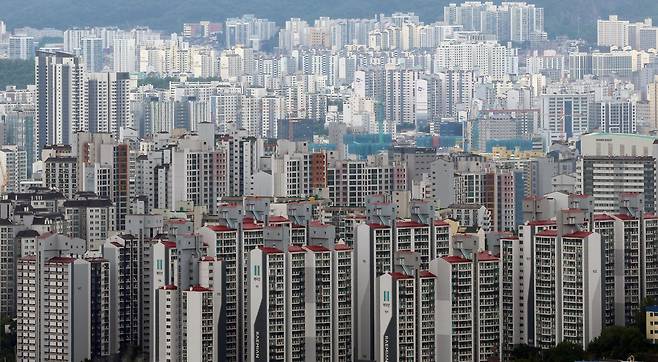 서울 남산에서 바라본 아파트 모습. /뉴스1