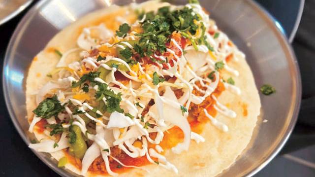 서울 용문동 ‘드라곤타코’의 타코.