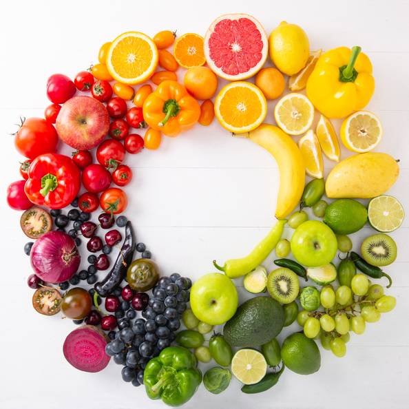 특정한 색을 구별할 수 없거나 색상의 밝기를 잘 알 수 없는 질환인 색맹은 3억 명 이;상에게 나타난다. 남성이 여성보다 16배 이상 많은 유전적 요인 때문이다. 동물 실험에서 원추세포 유전자를 넣는 방식으로 치료에 성공했으며 인간을 대상으론 한 실험이 진행되고 있다.