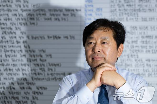 황명선 더불어민주당 최고위원 후보가 17일 서울 여의도 국회 의원회관에서 뉴스1과 인터뷰하고 있다. 2025.7.17/뉴스1 ⓒ News1 유승관 기자