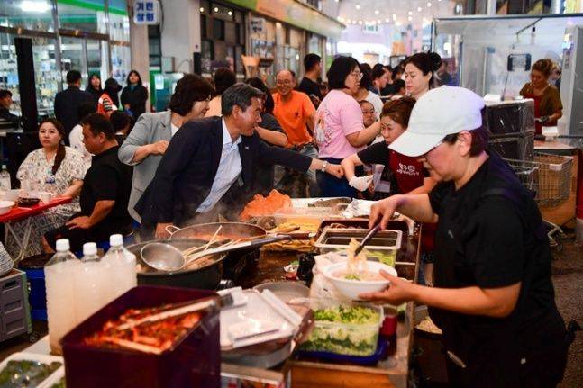 양구야(夜)시장 ⓒ 양구군