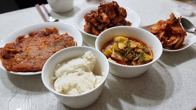 20250719_124705.jpg 와이프가 고추장목살구이 해쥼