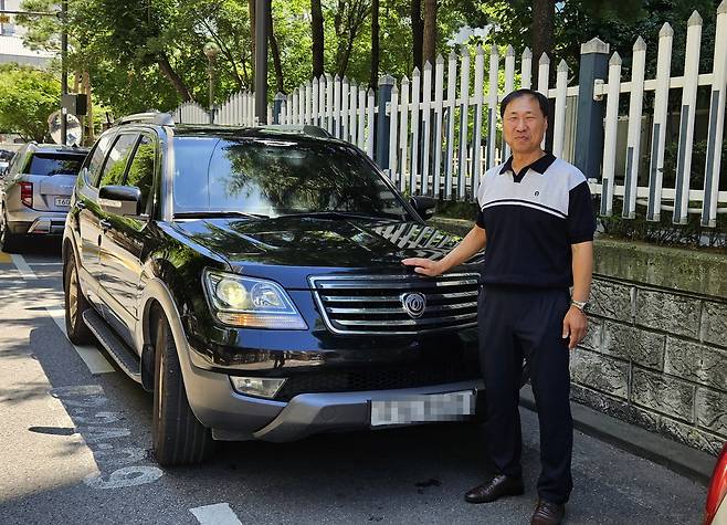 기아 모하비를 타고 100만km를 달린 이경민 씨.