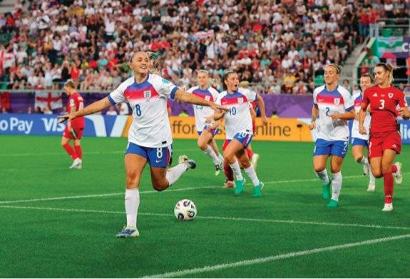 잉글랜드 여자 축구 국가대표팀이 7월 13일(현지 시간) 스위스 장크트갈렌에서 열린 유럽축구연맹(UEFA) 여자 유로 2025 D조 3차전에서 웨일스에 6-1로 승리했다. 뉴시스