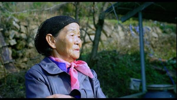 한국전쟁 전후 전남 장흥에서 일어난 민간인 학살을 다룬 다큐멘터리 영화 〈장흥: 1950〉 한 장면. /구자환