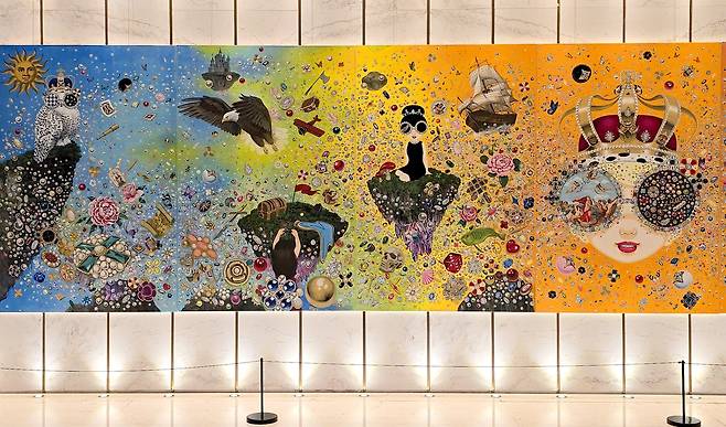 제주신화월드 카지노 입구에 걸린 김지희의 대작