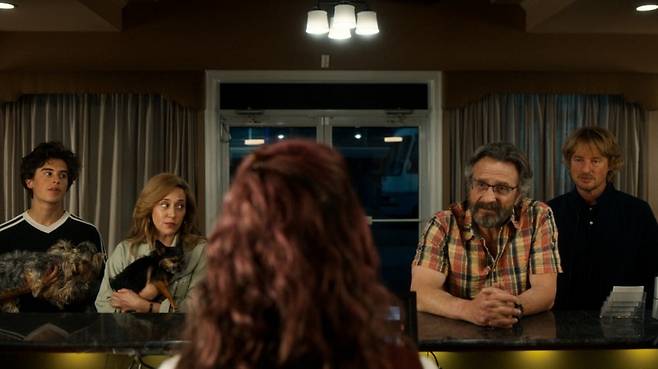 애플 TV+ 드라마 <두 번째 스윙> 스틸 컷 / 출처. IMDb