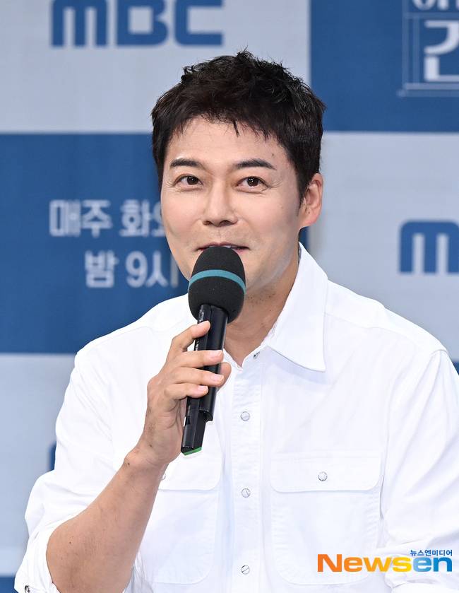 전현무, 뉴스엔DB