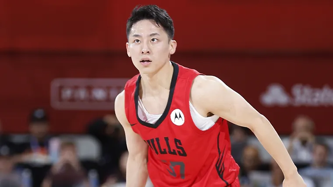 시카고 불스 서머리에서 활약한 가와무라. 불스 SNS