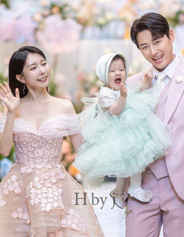 아야네 소셜미디어