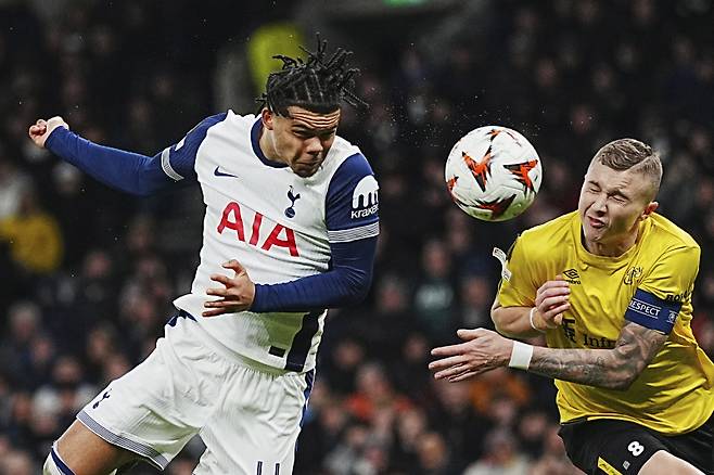 데인 스칼렛(왼쪽). 사진=AP 연합뉴스