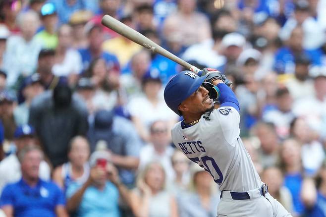 무키 베츠는 이날 대타로 들어서기 전 후반기 들어 21타수 3안타로 타격감이 좋지 않은 상태였다. AFP연합뉴스