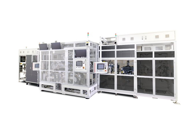 필에너지 '레이저 노칭&스태킹(L&S)' 일체형 장비. (사진=필에너지)