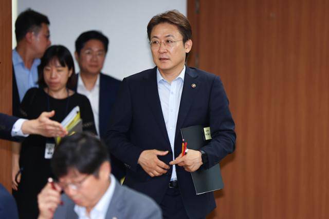 권대영 금융위원회 부위원장이 28일 서울 여의도 금투센터에서 열린 보이스피싱 근절을 위한 현장 간담회에 참석하고 있다. 연합뉴스