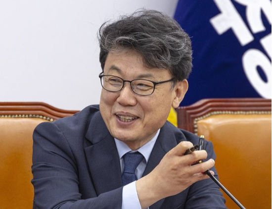 진성준 더불어민주당 정책위의장. (사진=연합뉴스)