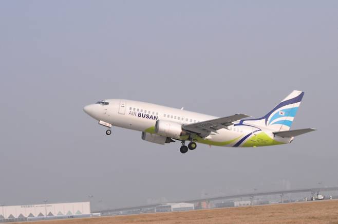 에어부산의 주가는 최근 지지부진한 가운데 중장기적 관점에서 긍정 전망이 나오고 있다. /사진=머니투데이DB