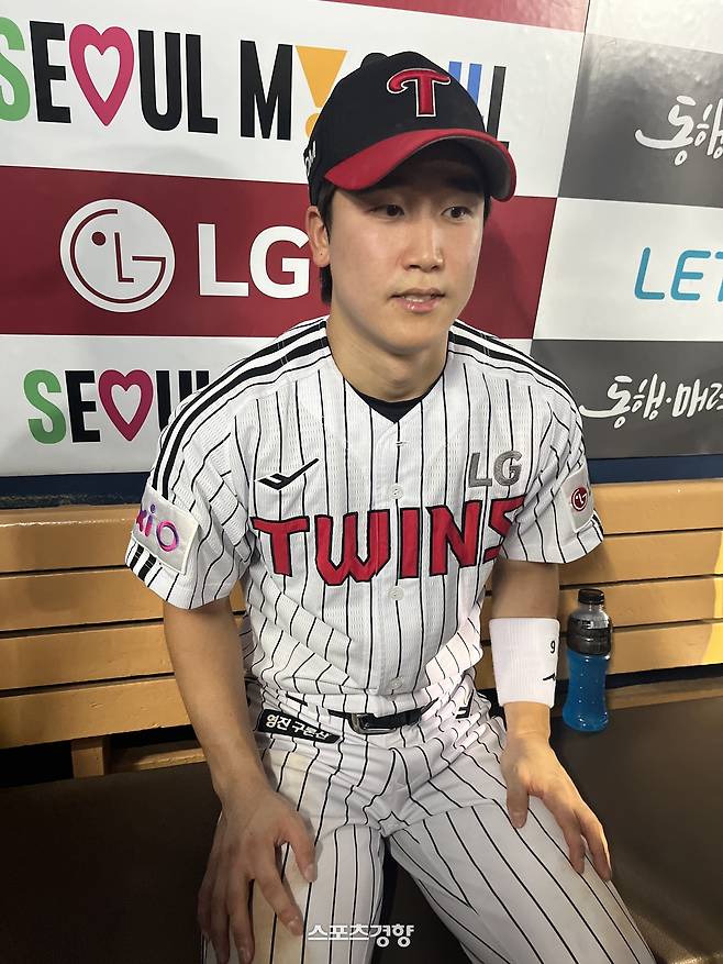 LG 구본혁이 29일 잠실 KT전을 마치고 인터뷰하고 있다. 잠실 | 김하진 기자