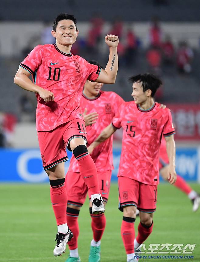 7일 축구대표팀이 용인미르스타디움에서 동아시안컵 중국과 첫 경기를 펼쳤다. 전반 선취골을 성공시킨 이동경. 용인=송정헌 기자songs@sportschosun.com/2025.07.07/
