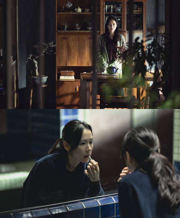 배우 손예진이 영화 '어쩔수가없다'에서 위기일수록 더 강해지는 미리 역을 맡아 관객들과 만난다. /CJ ENM