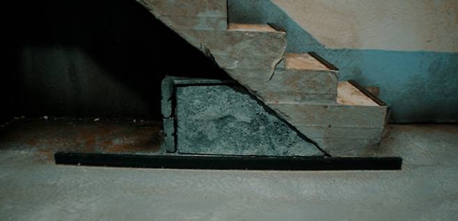 ‘꼬리에 꼬리를 무는 그날 이야기’ 공포 특집, 응암동 지하실 괴담 (꼬꼬무)