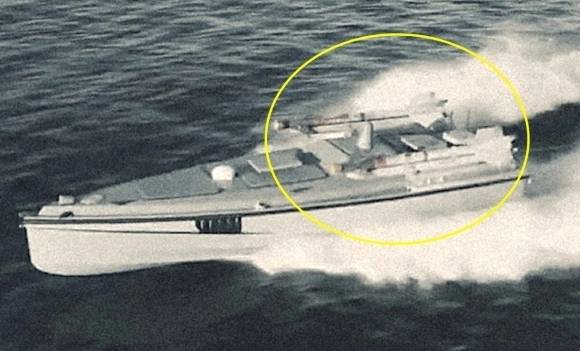 우크라이나 국방정보국(GUR)이 공개한 마구라 V7 해상 드론. 상단에는 미사일 발사 레일과 통신 안테나, 센서 장비가 탑재돼 있으며, 항공기 요격 능력을 갖춘 무장형 플랫폼으로 실전 배치되고 있다. 출처=GUR