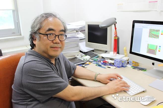 안도열 서울시립대 전자전기컴퓨터공학부 석좌교수(서울시 양자산업 정책자문위원회 부위원장).