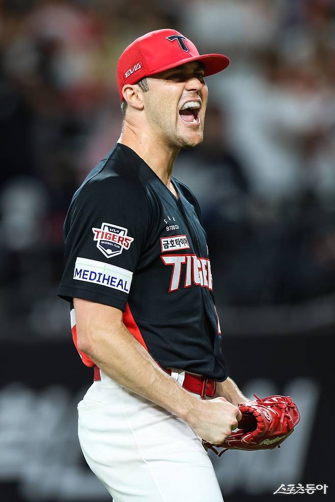 KIA 외국인투수 제임스 네일이 5일 사직구장에서 열린 롯데와 원정경기에 선발등판해 6이닝 무실점 역투로 팀의 3연승을 이끌었다. 사진제공|KIA 타이거즈
