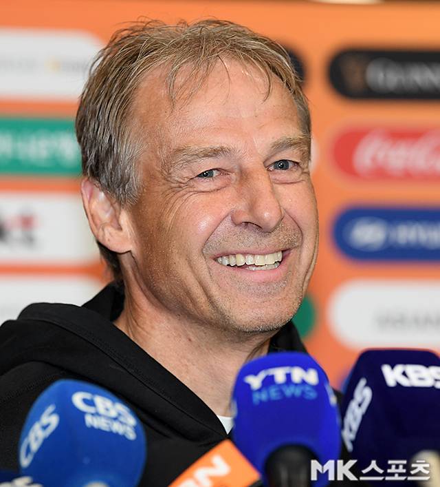 중국 축구 팬들이 제대로 화났다. 자신들보다 강한 대한민국도 제대로 이끌지 못한 위르겐 클린스만에 대한 거부 반응이었다. 사진=천정환 기자