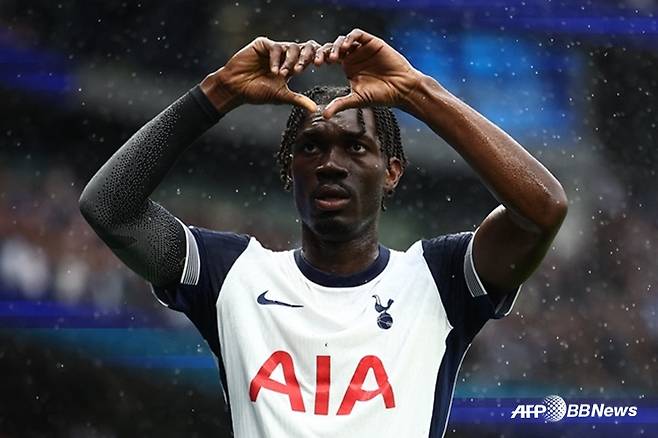 토트넘 미드필더 이브 비수마. /AFPBBNews=뉴스1