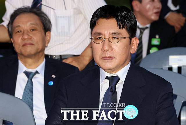 방시혁 하이브 의장이 국민임명식에 참석한 모습. /뉴시스