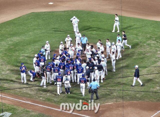 NC 다이노스와 한화 이글스 경기서 벤치클리어링이 발생했다./창원=심혜진 기자