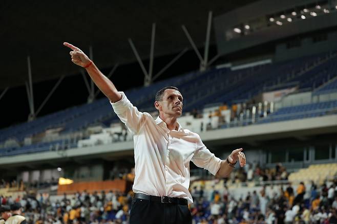 전북은 3월16일 포항전 이후 25경기 무패를 달리고 있다. 패배를 잊은듯한 질주 속에도 포옛 감독은 긴장을 늦추지 않는다. 그는 무패행진을 의식하는 대신 매 경기 최고의 라인업을 구성하는 것과 팀이 성장해가는 과정만 생각한다. 사진제공│한국프로축구연맹