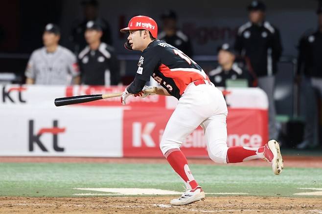 ▲ KIA는 사실 관계 확인 후 징계성 2군행을 결정했다 ⓒKIA타이거즈