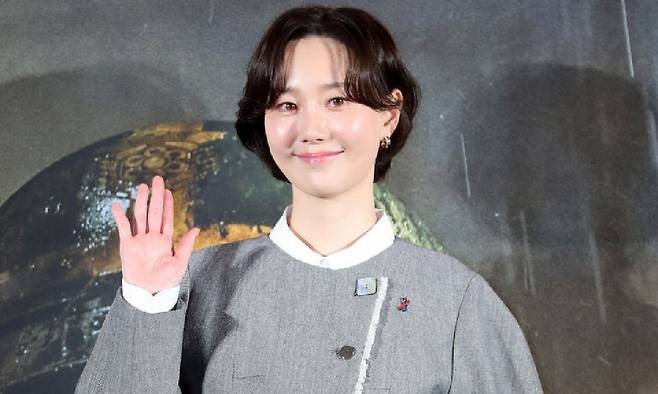 득녀 1년 만에 결혼식을 올리는 배우 이유영. 뉴시스