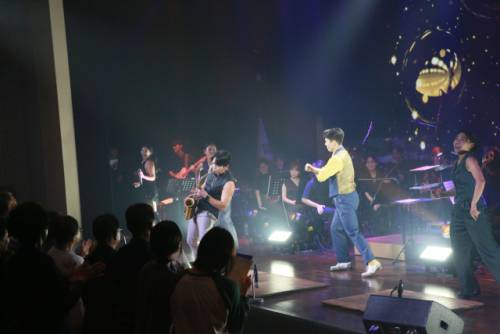 한국전력공사는 26일 정선 문화예술회관에서