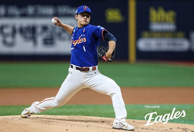 ▲ 한화 이글스 문동주가 전완부 타박상 이후 첫 등판에서 6이닝 비자책 1실점 호투를 펼쳤다. ⓒ 한화 이글스