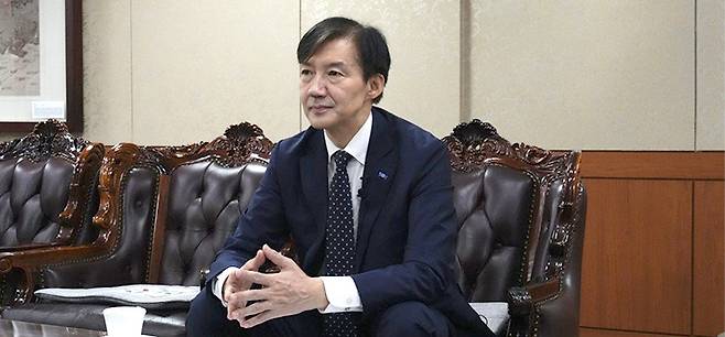 28일 조국 조국혁신당 혁신정책연구원장이 전북일보를 찾아 인터뷰를 진행하고 있다,/사진=김지원 기자