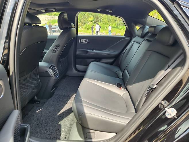 더뉴아이오닉6 2열./사진=도다솔 기자