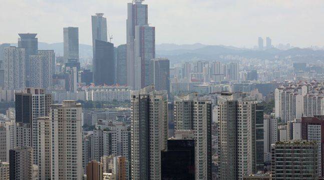 서울 중구 남산에서 바라본 도심 아파트 모습. ⓒ 뉴시스