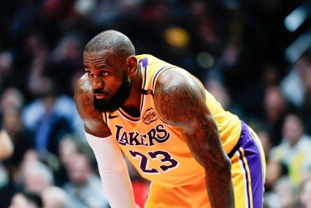 ‘찰스 경’ 찰스 바클리가 르브론 제임스를 향해 진심 어린 조언을 전했다. 사진=AFP=연합뉴스 제공