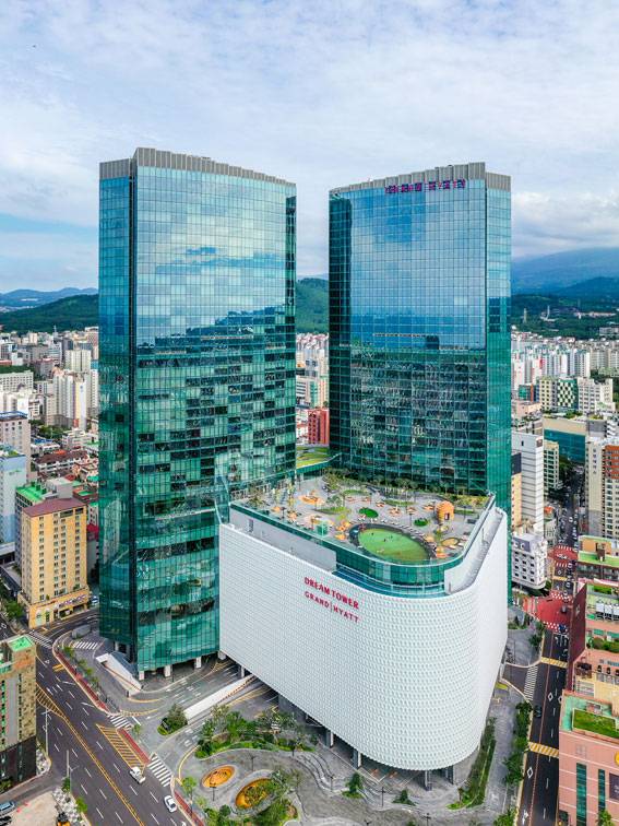 제주 드림타워 복합리조트.<롯데관광개발 제공>