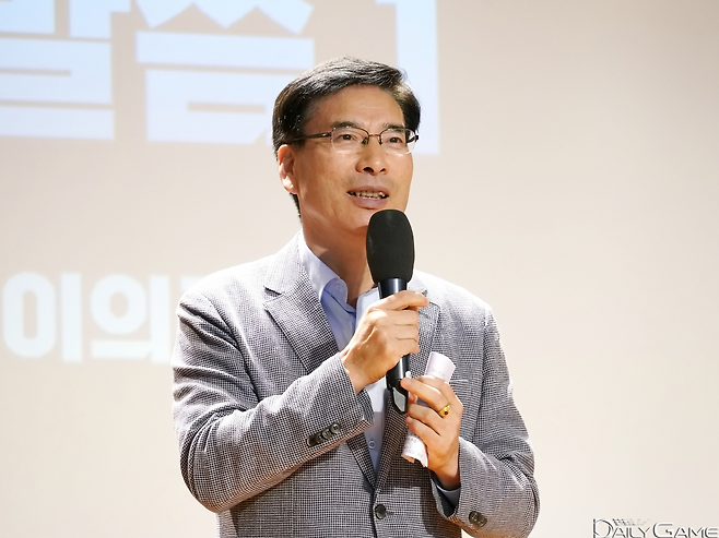 성남이 '게임 문화 축제'의 도시로 각인되도록 최선을 다하겠다는 성남산업진흥원 이의준 원장.