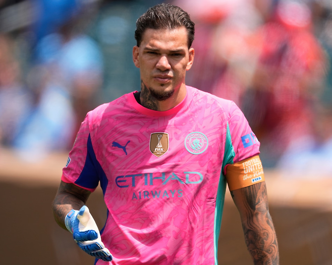 맨체스터 시티에서 페네르바체로 이적하는 골키퍼 에데르송. AP연합뉴스