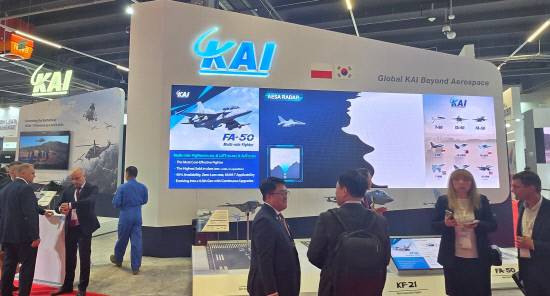 한국항공우주산업이 폴란드 키엘체에서 열리는 '국제방위산업전시회(MSPO)'에 참가해 주력 기종을 선보이고 있다.