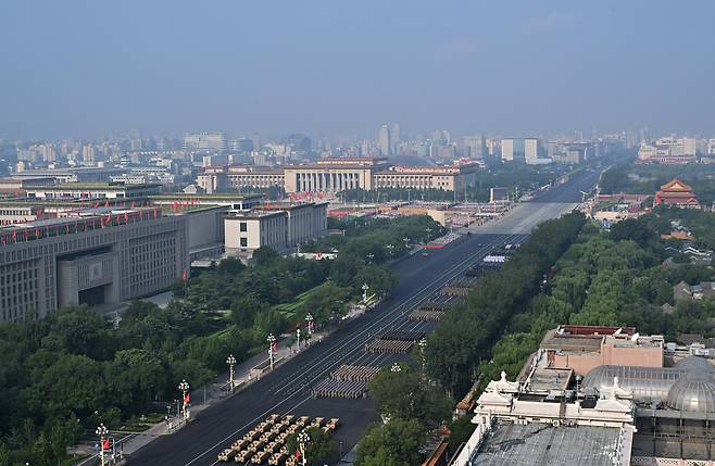 중국 전승절 80주년 기념식이 3일 베이징 톈안먼 광장에서 열리고 있다. 신화 연합뉴스