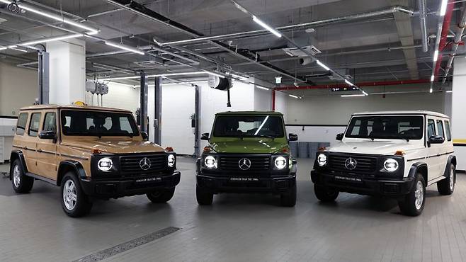 메르세데스-벤츠 코리아의 ‘G-클래스 스트롱거 댄 더 1980 에디션’ 출시기념 행사가 4일 서울 서초구 HS효성 더클래스 메르세데스-벤츠 방배 서비스센터에서 열렸다. ‘G-클래스 스트롱거 댄 더 1980 에디션’은 1979년 첫 출시된 W460에 대한 헌정 목적으로 제작되었다. 사진=서동일 기자