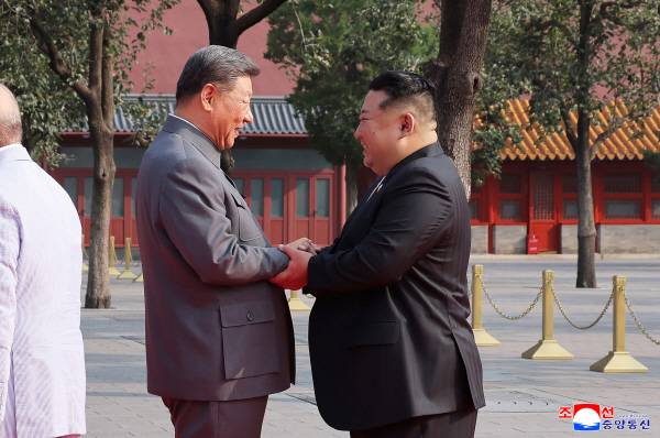 김정은 북한 국무위원장이 지난 3일 베이징에서 진행된 중국 전승절 80주년 기념행사에 참석했다고 조선중앙통신이 4일 보도했다. 연합뉴스