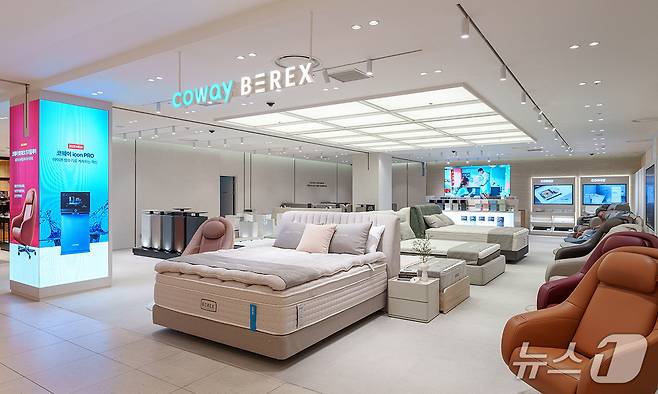 코웨이, 공식 직영점 '코웨이 갤러리' 롯데백화점 구리점 (코웨이 제공)