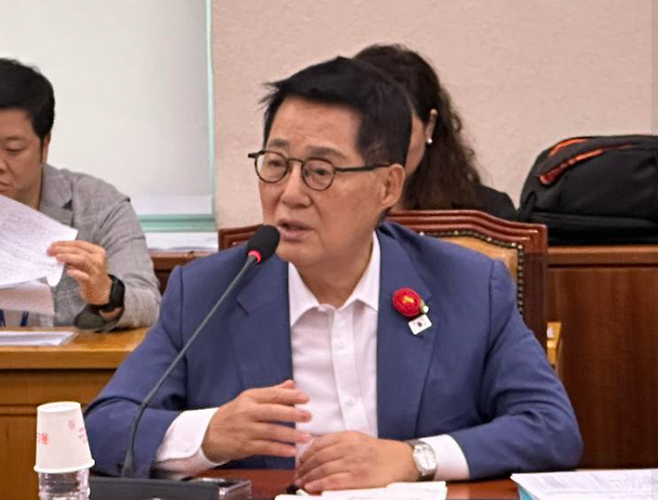 박지원 더불어민주당 의원 (사진, 박 의원 SNS)