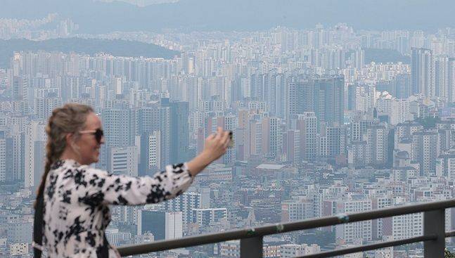 서울 남산에서 바라본 시내 모습.ⓒ연합뉴스